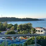 Hotel Maya World