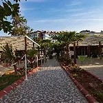 Maya World Hotel 4*