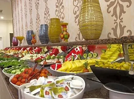 Maya World Hotell 4*